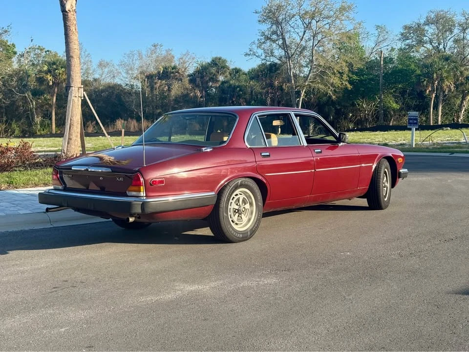 1983 Jaguar XJ Series 3 - Image 5 of 10