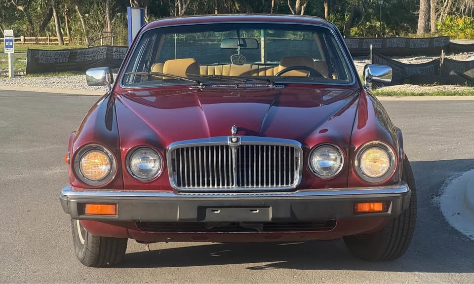 1983 Jaguar XJ Series 3 - Image 10 of 10