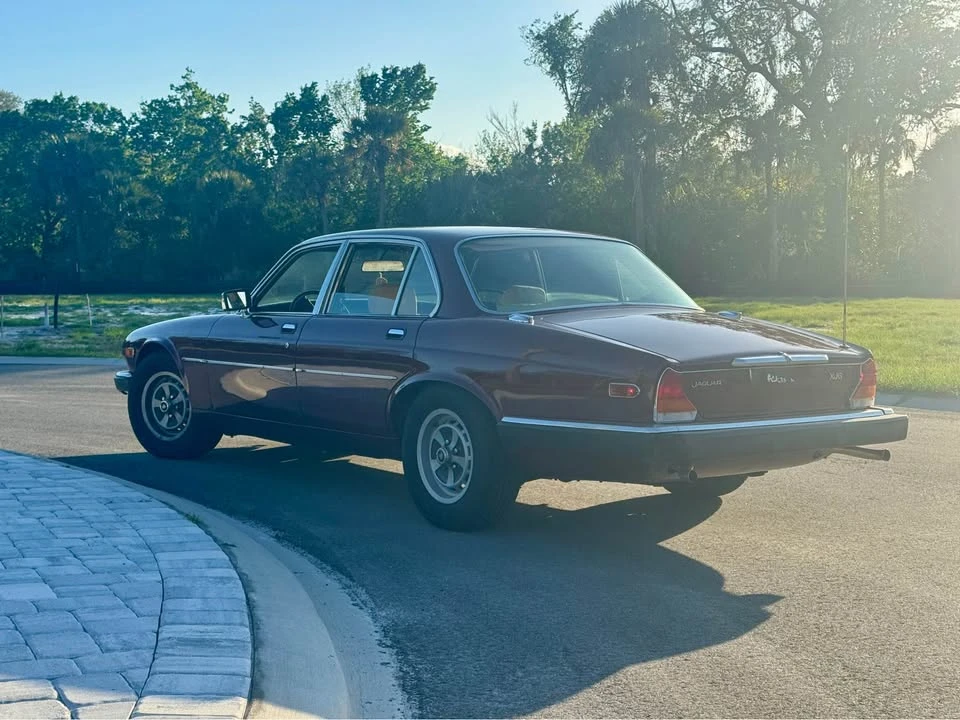 1983 Jaguar XJ Series 3 - Image 4 of 10