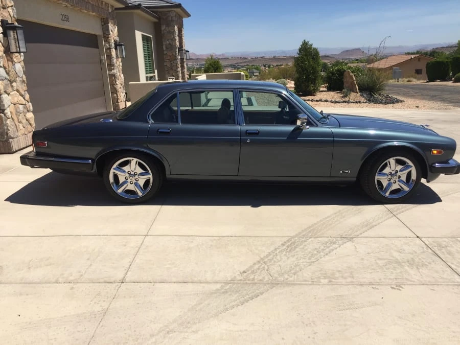 1983 Jaguar XJ Series 3 - Image 2 of 13