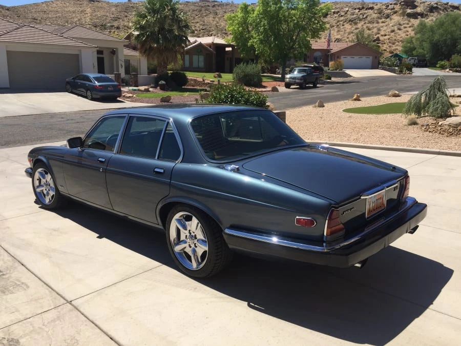 1983 Jaguar XJ Series 3 - Image 3 of 13