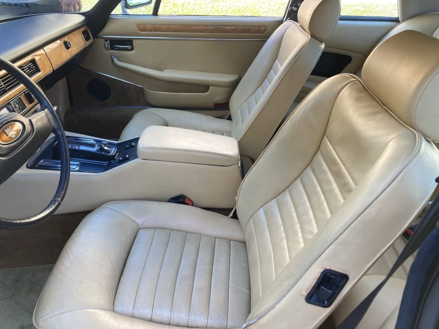 1983 Jaguar XJS - Image 6 of 19