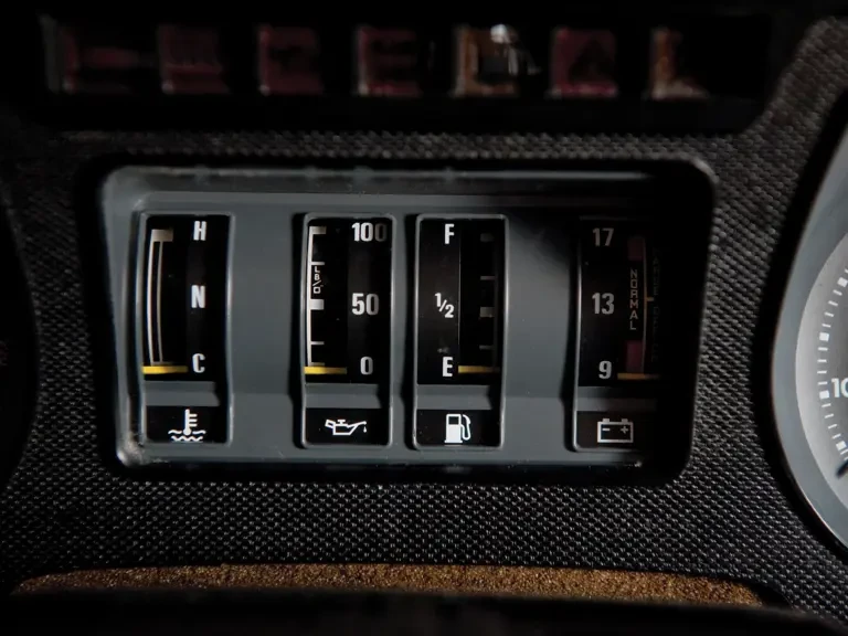 1983 Jaguar XJS - Image 14 of 17