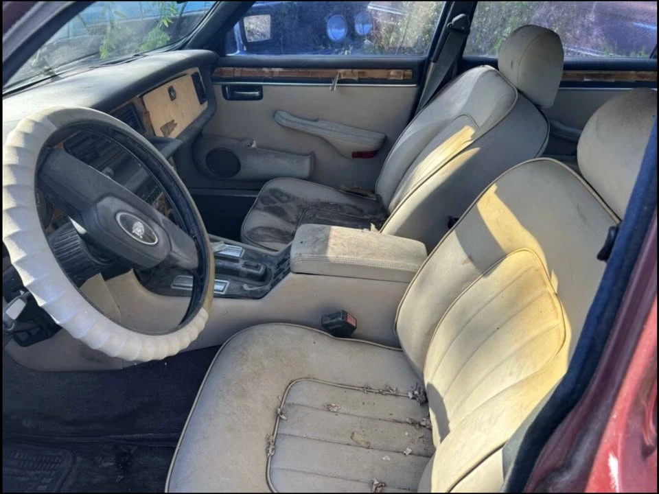1983 Jaguar XJ Series 3 - Image 10 of 13
