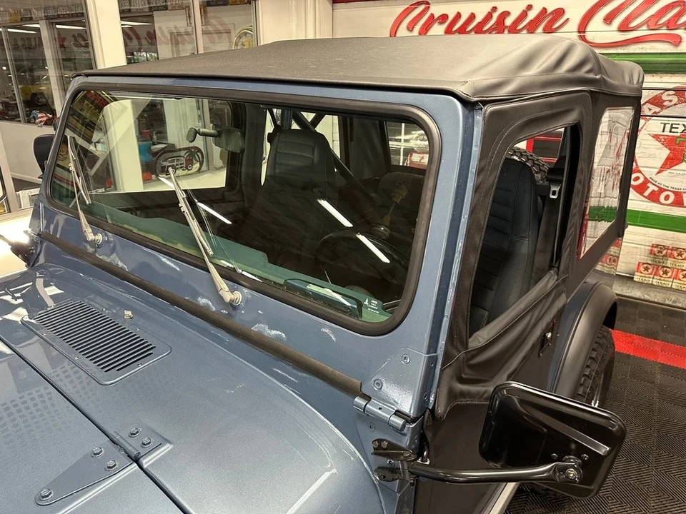 1983 Jeep CJ7 - Image 9 of 12