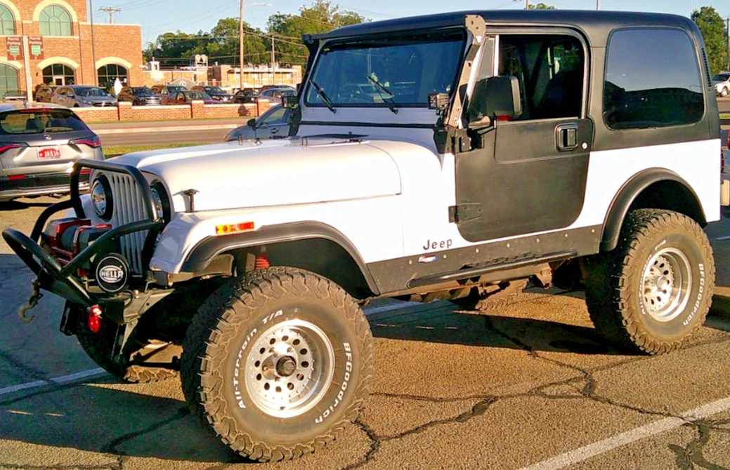 1983 Jeep CJ7 - Image 5 of 21