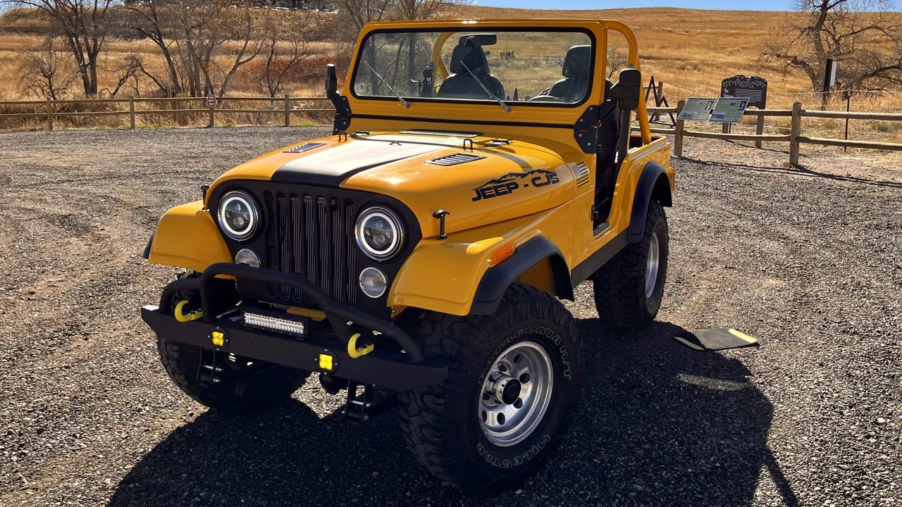 1983 Jeep CJ5 - Image 2 of 31
