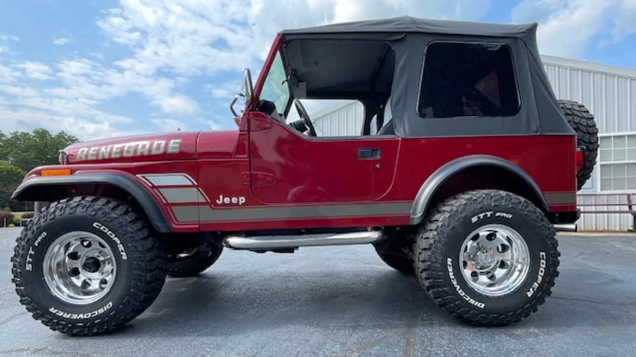1983 Jeep CJ7 - Image 2 of 31