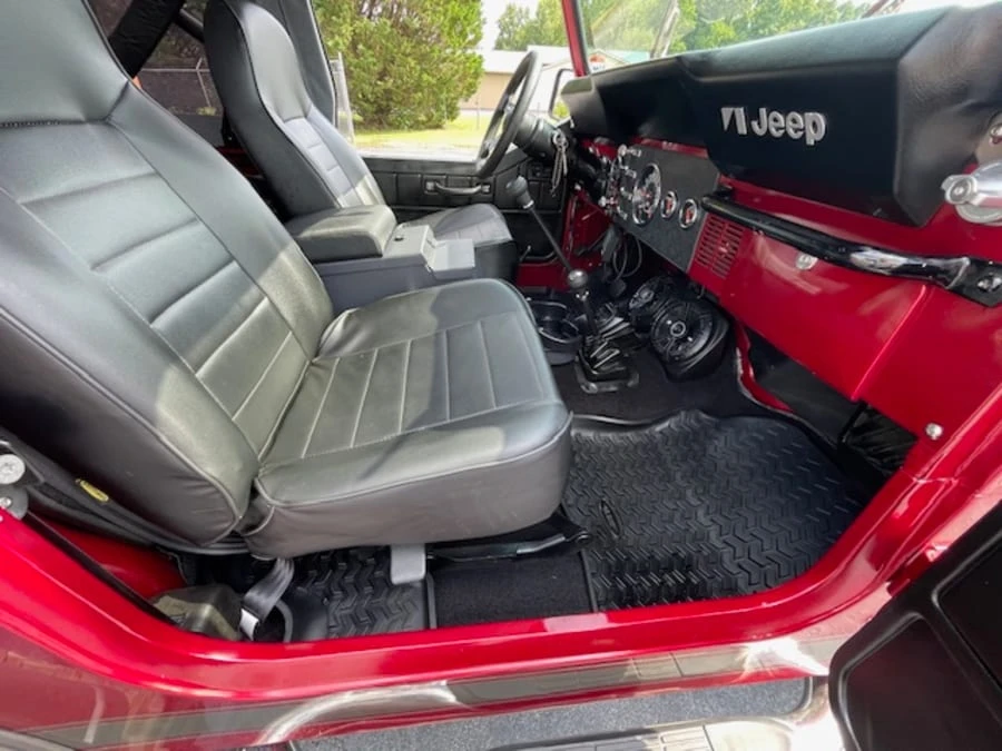 1983 Jeep CJ7 - Image 21 of 31
