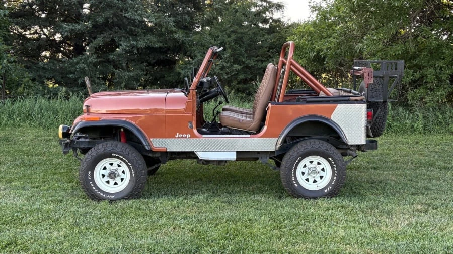 1983 Jeep CJ7 - Image 6 of 13