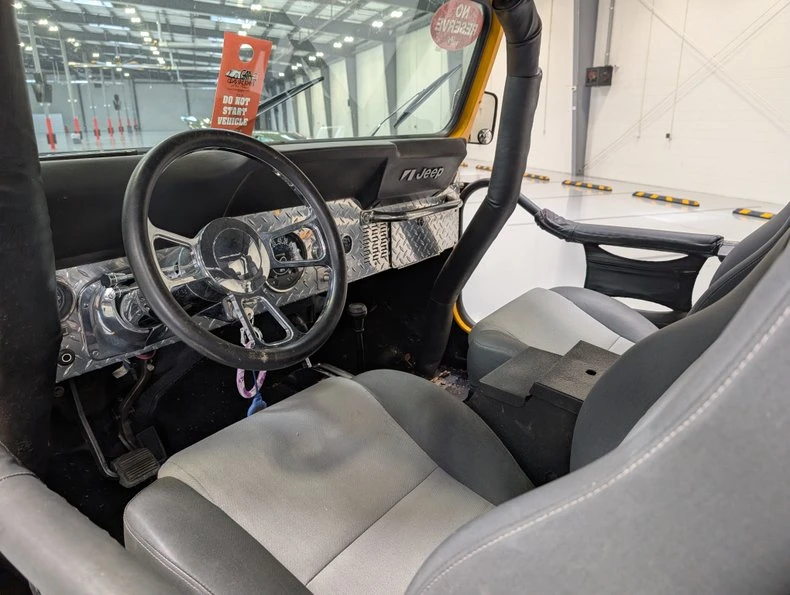 1983 Jeep CJ7 - Image 8 of 12