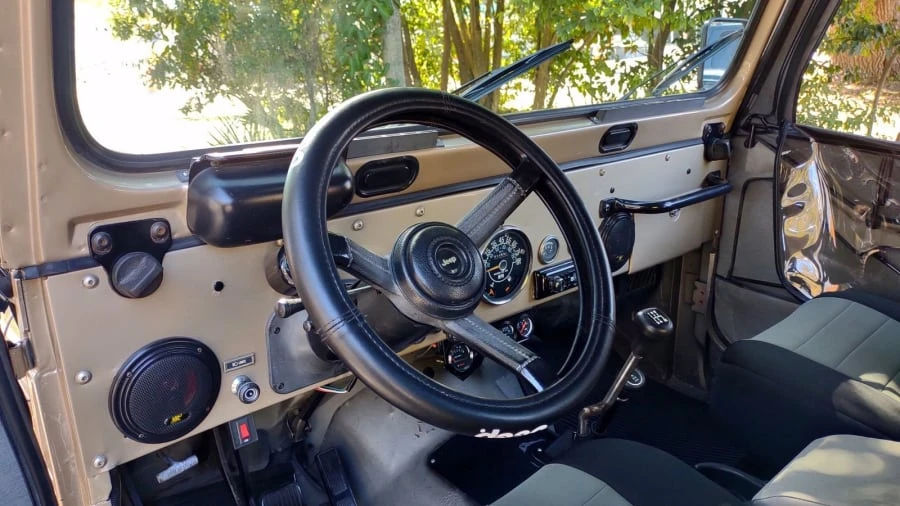 1983 Jeep CJ7 - Image 4 of 11