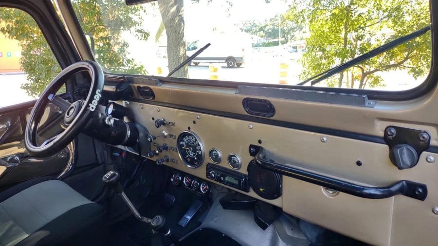 1983 Jeep CJ7 - Image 6 of 11