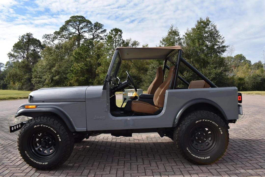 1983 Jeep CJ7 - Image 5 of 31