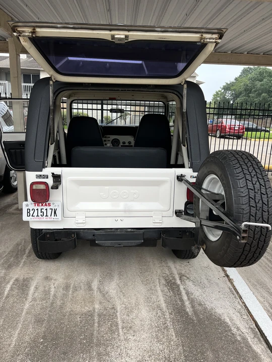 1983 Jeep CJ7 - Image 3 of 11
