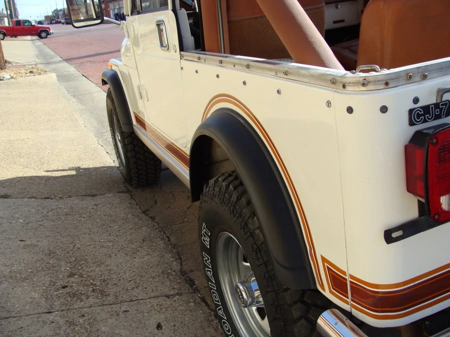 1983 Jeep CJ7 - Image 15 of 29