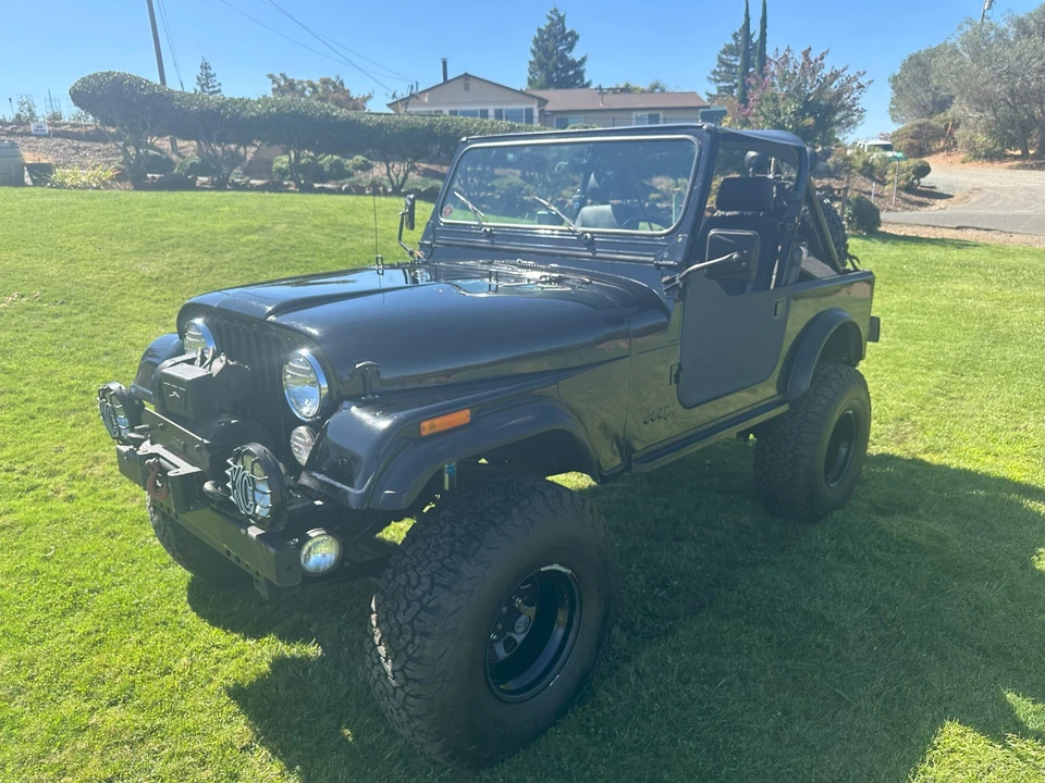 1983 Jeep CJ7 - Image 2 of 31