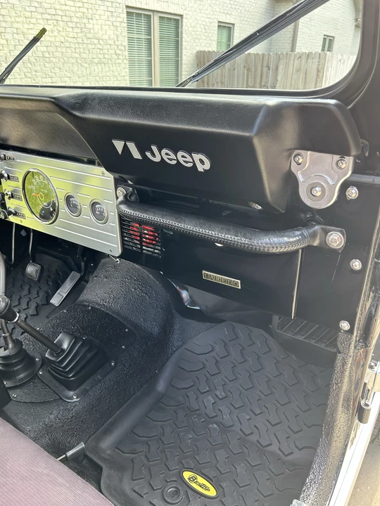 1983 Jeep CJ7 - Image 23 of 31