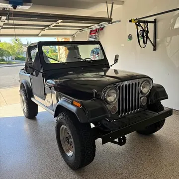 1983 Jeep CJ-7 Laredo