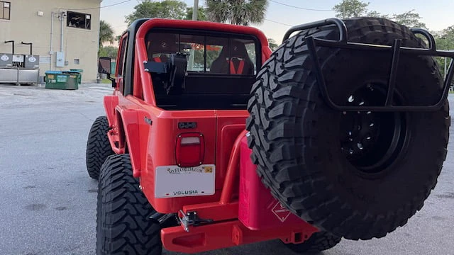 1983 Jeep CJ8 Scrambler - Image 6 of 31