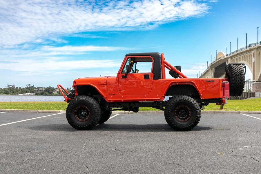 1983 Jeep CJ8 Scrambler - Image 11 of 31
