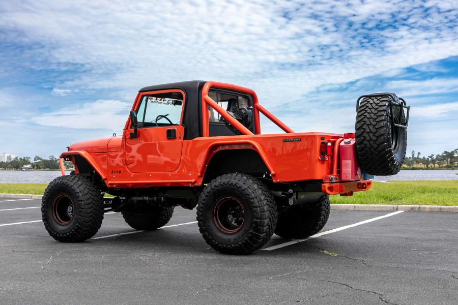 1983 Jeep CJ8 Scrambler - Image 19 of 31