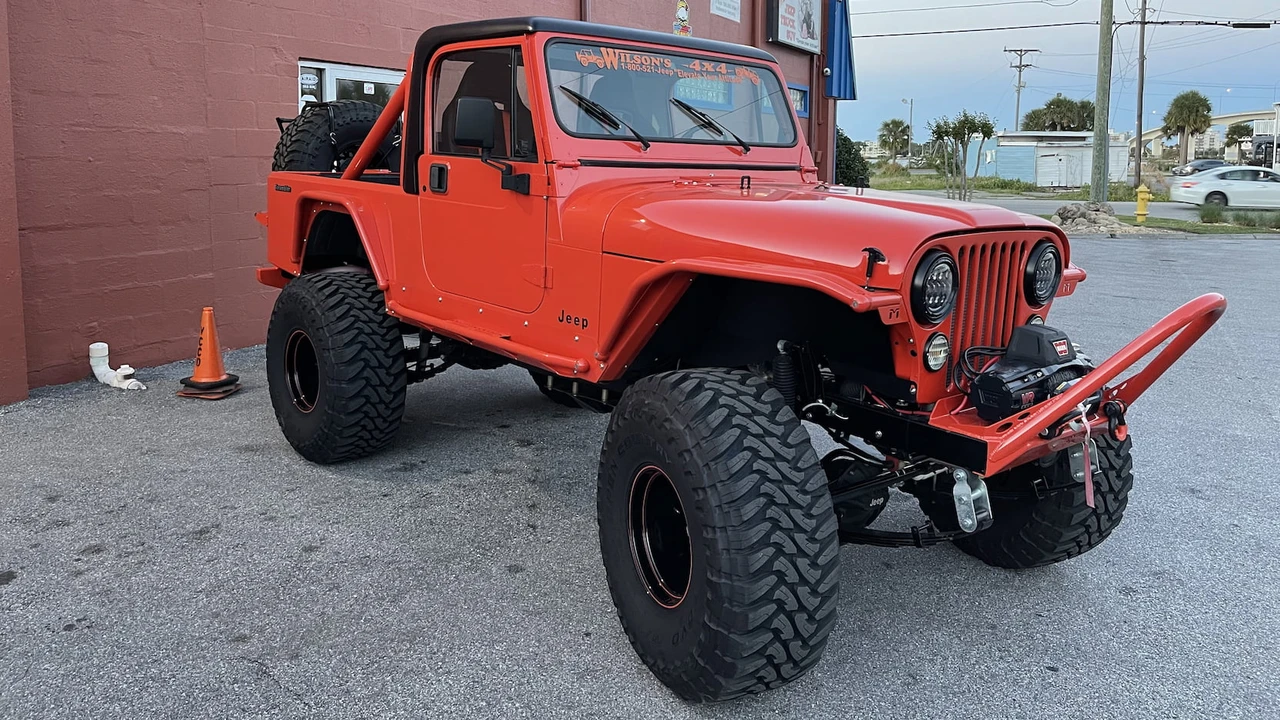 1983 Jeep CJ8 Scrambler - Image 18 of 31