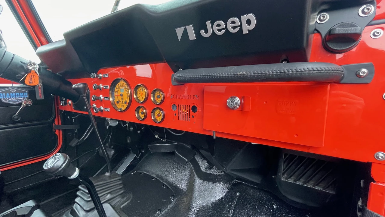 1983 Jeep CJ8 Scrambler - Image 15 of 31