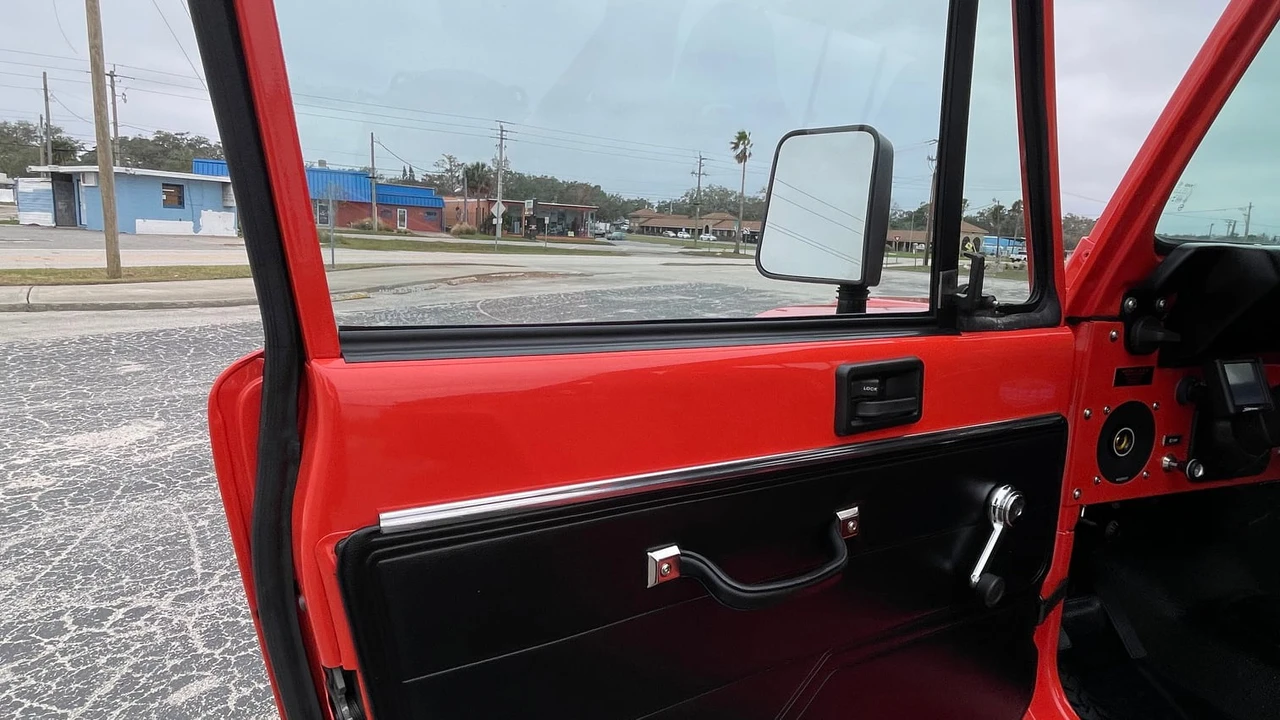 1983 Jeep CJ8 Scrambler - Image 25 of 31