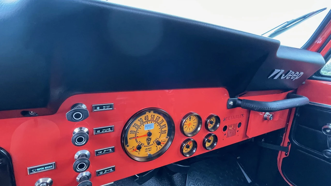 1983 Jeep CJ8 Scrambler - Image 30 of 31