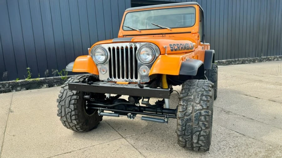 1983 Jeep CJ8 Scrambler - Image 2 of 18