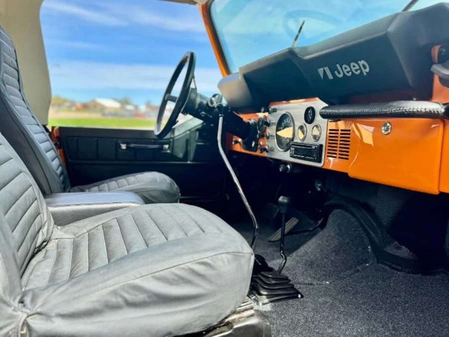1983 Jeep CJ8 Scrambler - Image 9 of 18