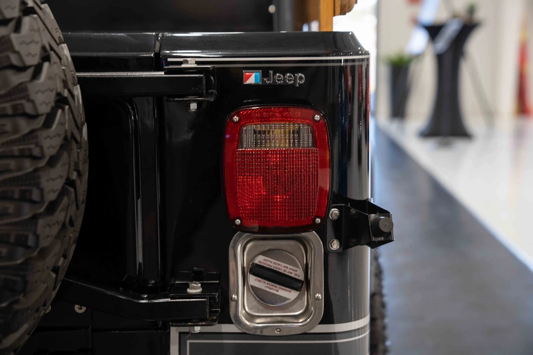 1983 Jeep CJ8 Scrambler - Image 23 of 31