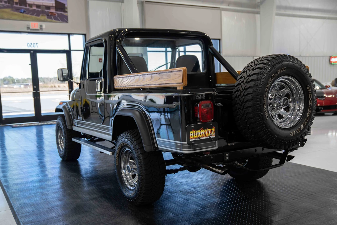 1983 Jeep CJ8 Scrambler - Image 3 of 31