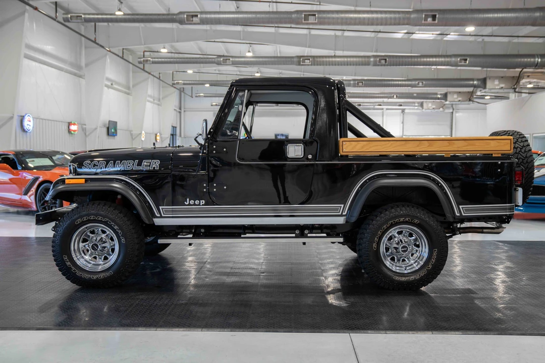 1983 Jeep CJ8 Scrambler - Image 2 of 31