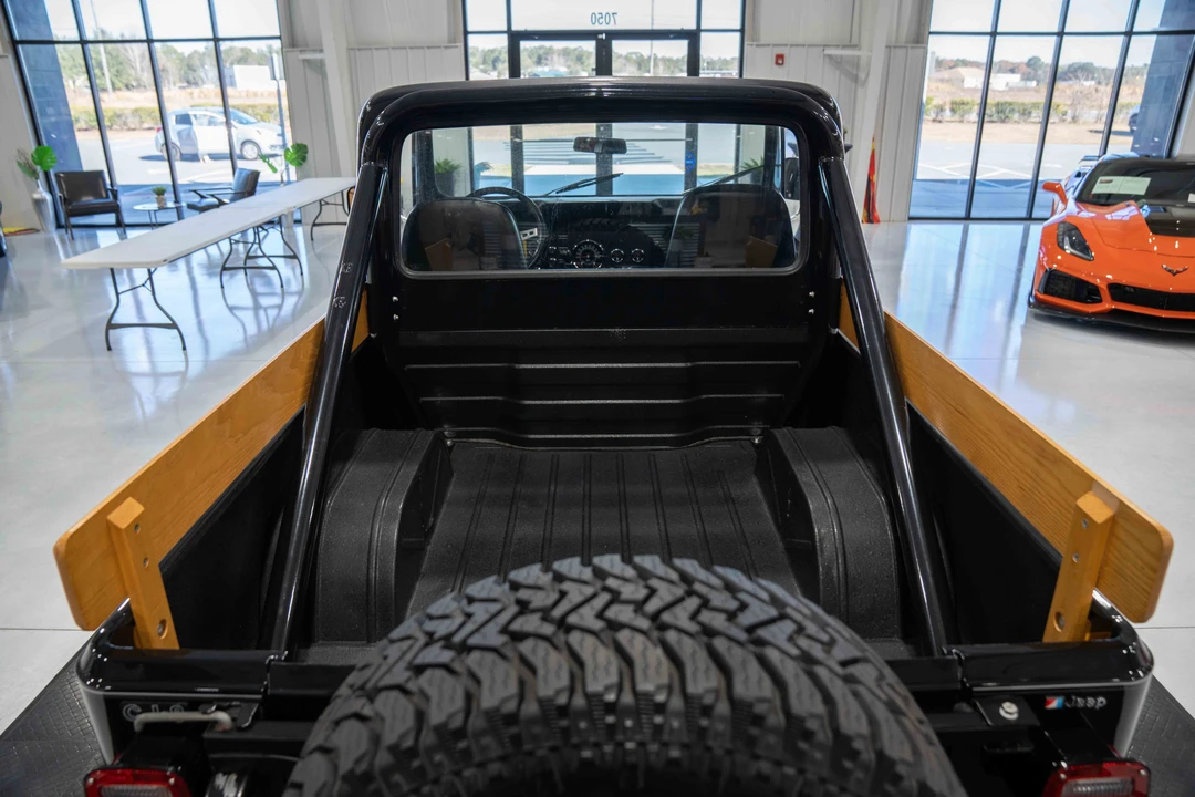 1983 Jeep CJ8 Scrambler - Image 21 of 31
