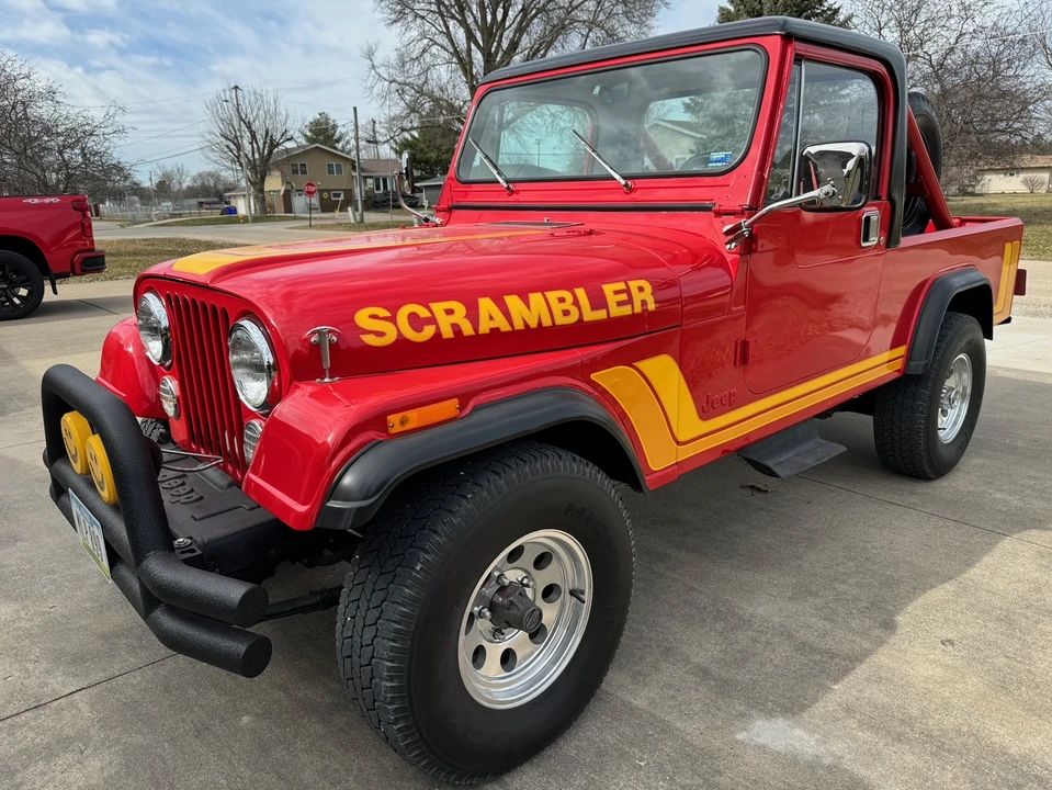 1983 Jeep CJ8 Scrambler - Image 2 of 31