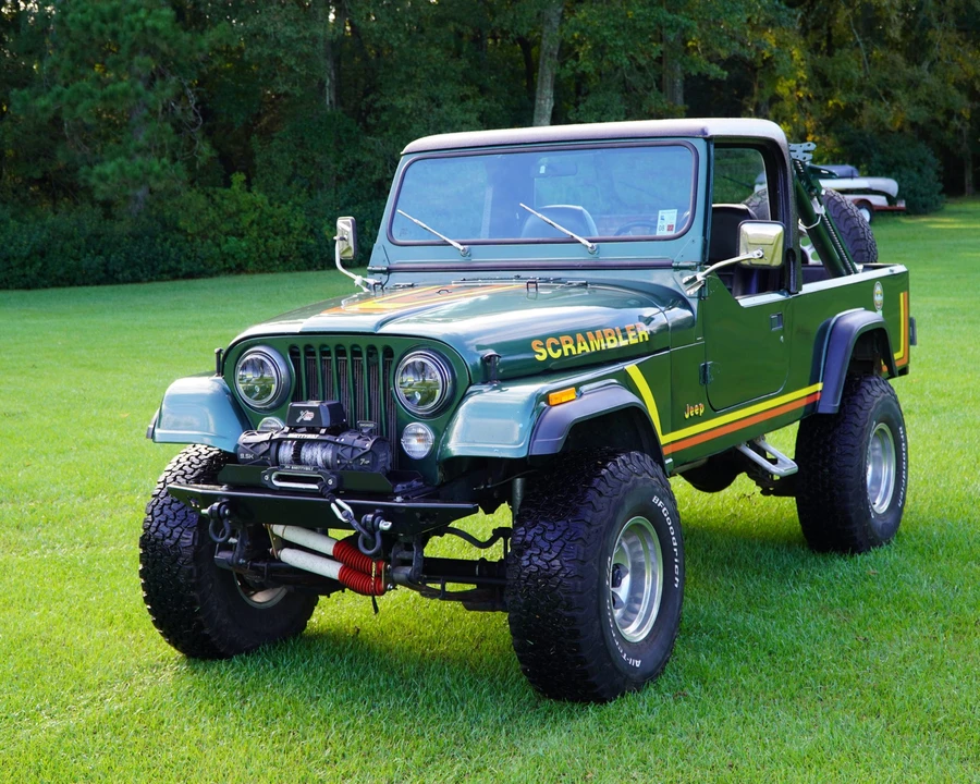1983 Jeep CJ8 Scrambler - Image 2 of 31