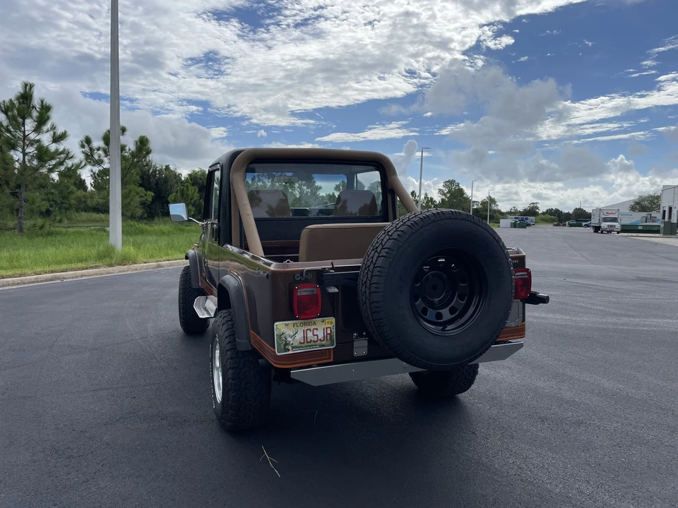 1983 Jeep CJ8 Scrambler - Image 8 of 31