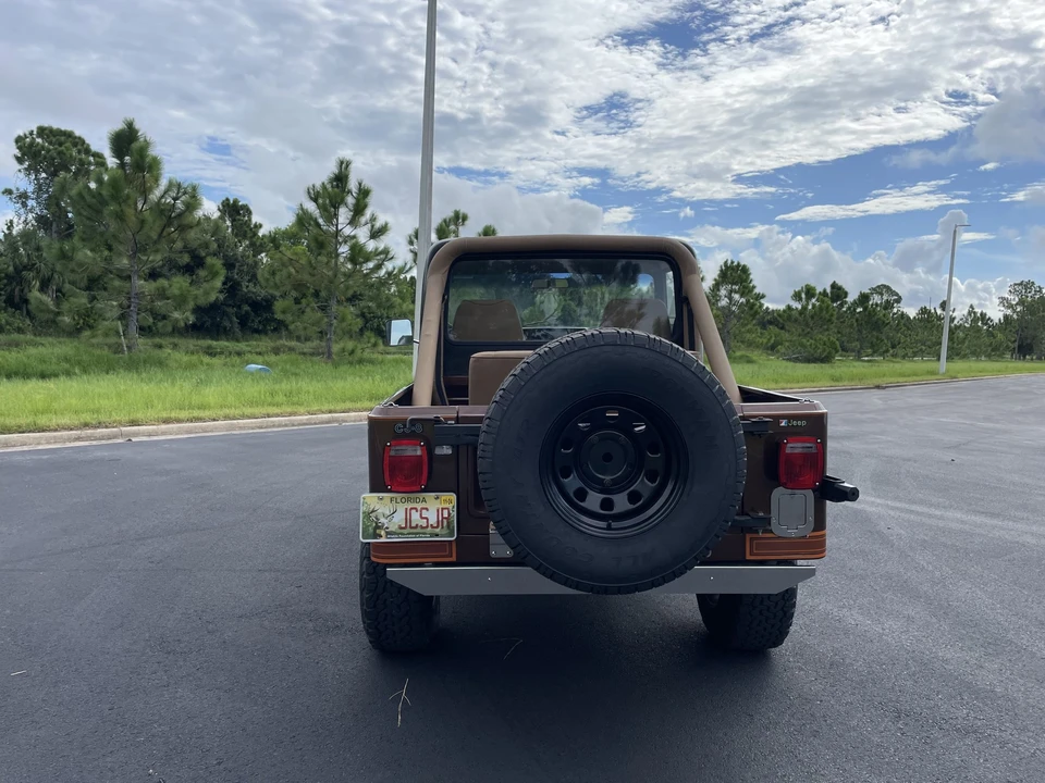 1983 Jeep CJ8 Scrambler - Image 9 of 31