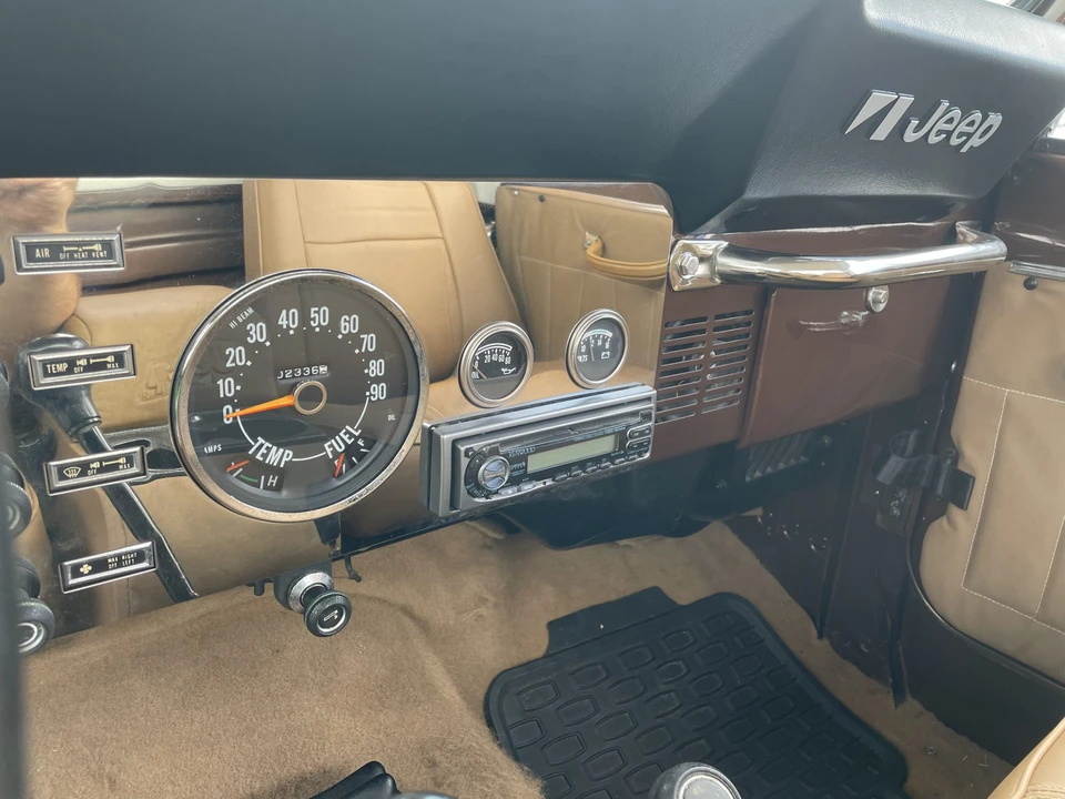1983 Jeep CJ8 Scrambler - Image 20 of 31