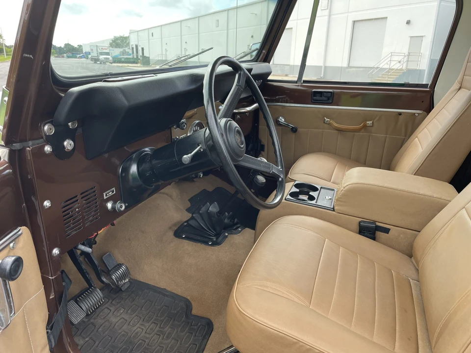 1983 Jeep CJ8 Scrambler - Image 18 of 31