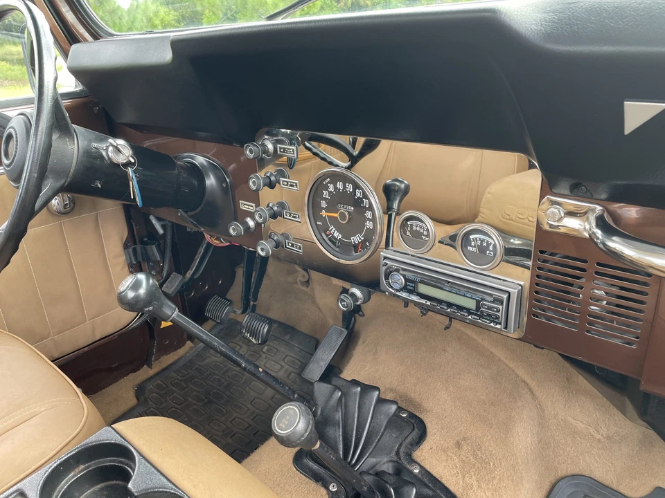 1983 Jeep CJ8 Scrambler - Image 22 of 31