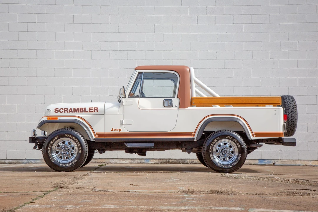 1983 Jeep CJ8 Scrambler - Image 7 of 31