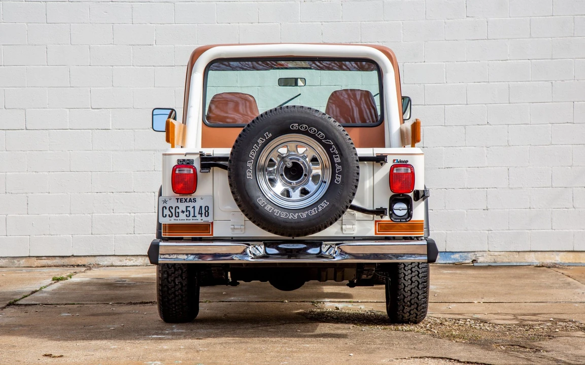1983 Jeep CJ8 Scrambler - Image 9 of 31