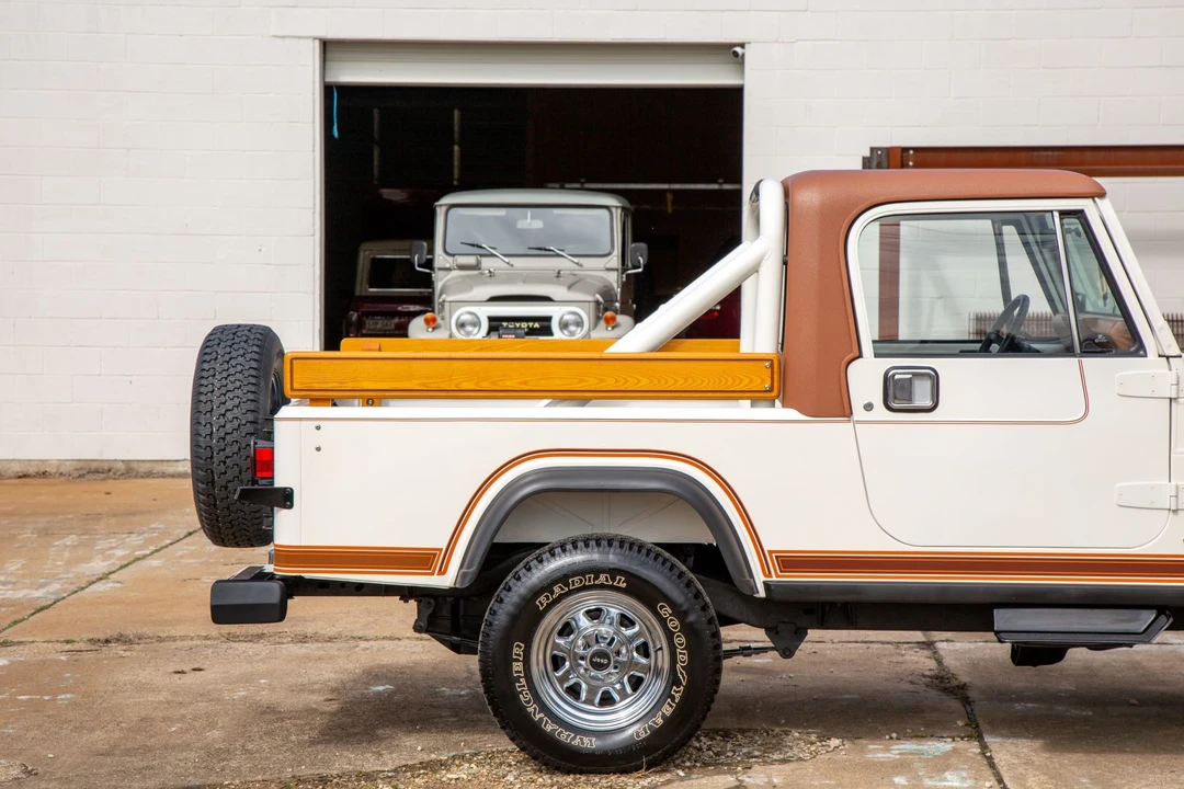 1983 Jeep CJ8 Scrambler - Image 24 of 31