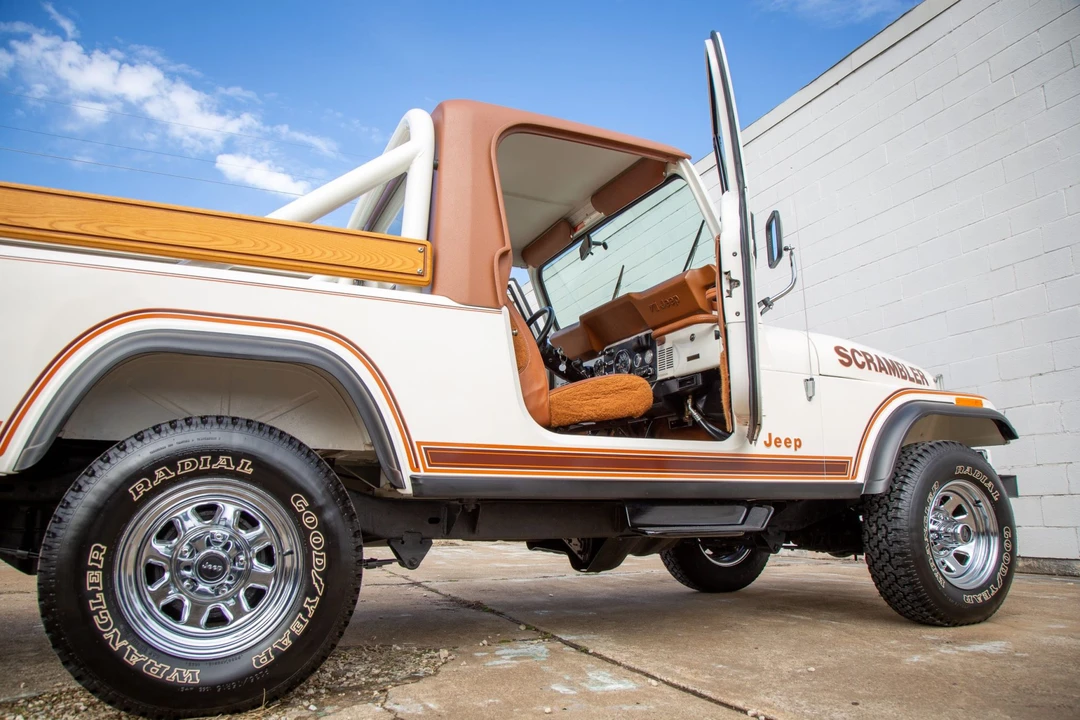 1983 Jeep CJ8 Scrambler - Image 26 of 31