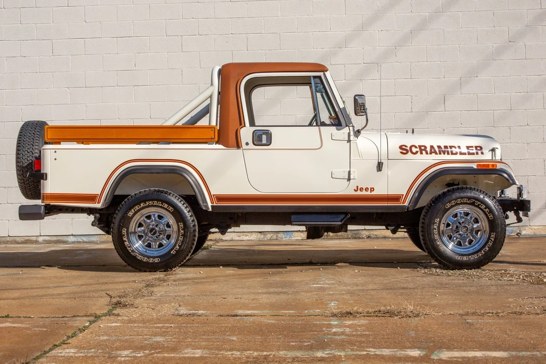 1983 Jeep CJ8 Scrambler - Image 12 of 31