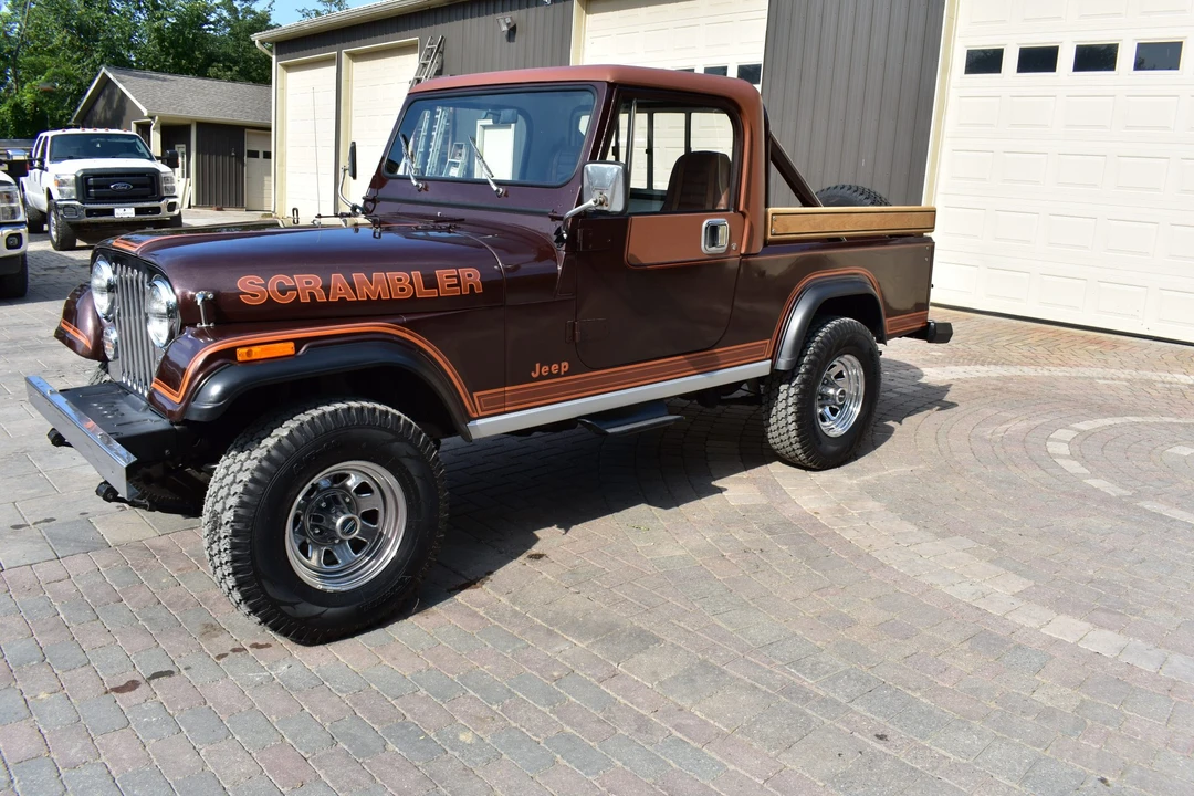 1983 Jeep CJ8 Scrambler - Image 2 of 31