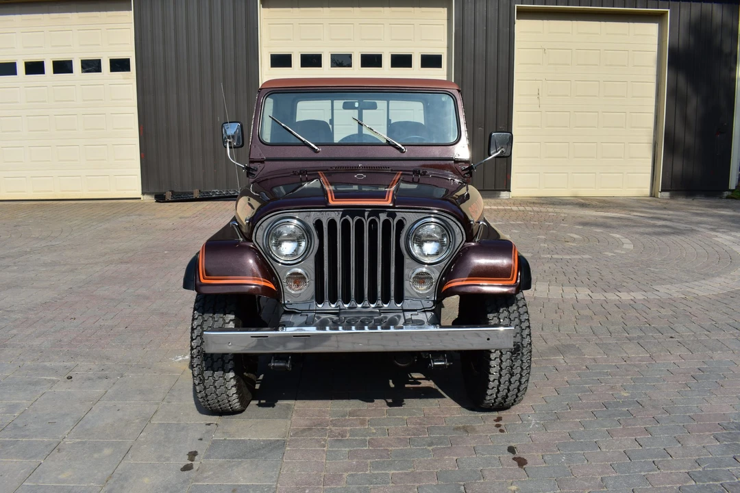1983 Jeep CJ8 Scrambler - Image 10 of 31